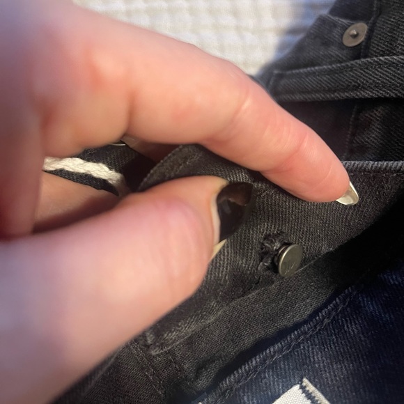 NWT Madewell High-Rise Denim Boyshorts in Faded Black: Button-Through Edition - Picture 5 of 7